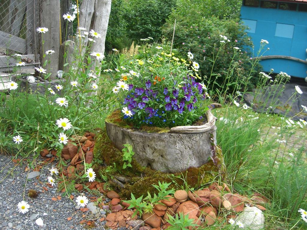 Brigitte'S Bavarian Bed Und Breakfast Millers Landing Buitenkant foto