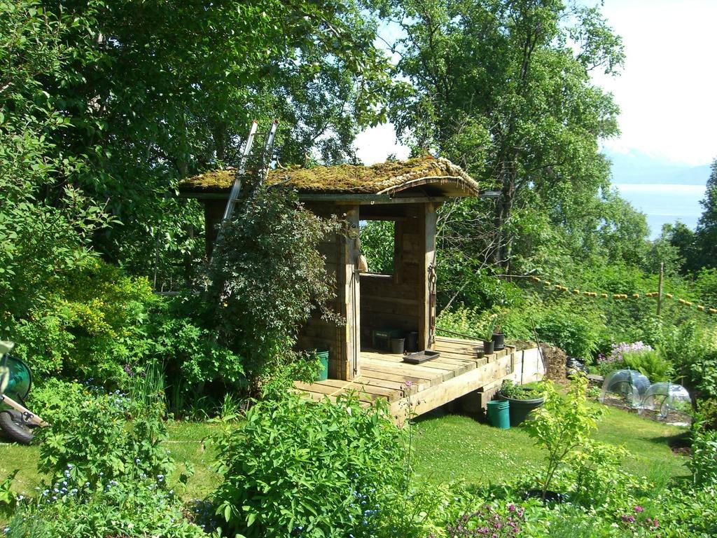 Brigitte'S Bavarian Bed Und Breakfast Millers Landing Buitenkant foto