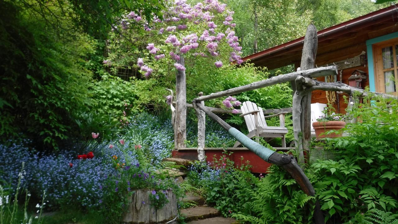 Brigitte'S Bavarian Bed Und Breakfast Millers Landing Buitenkant foto